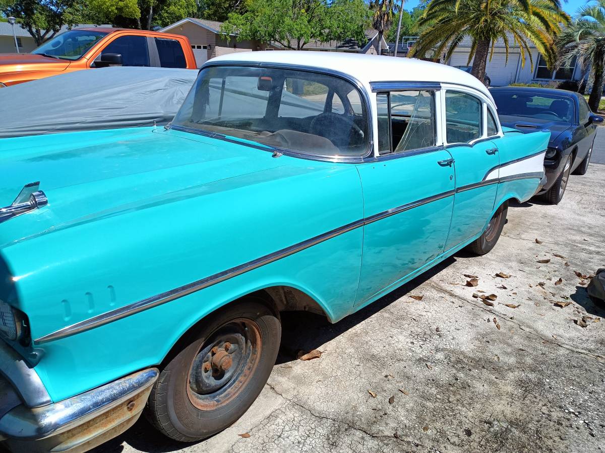 Chevrolet 210  1957 blue