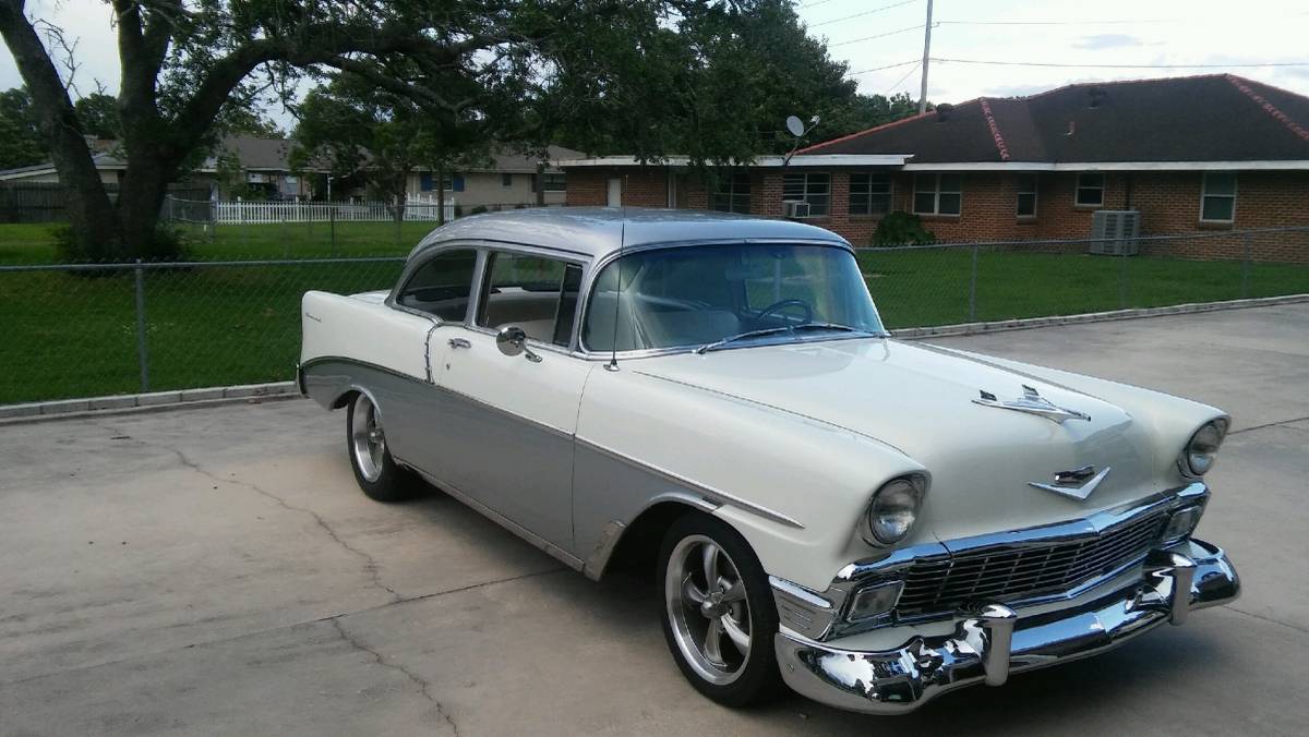 Chevrolet-210-2-door-sedan-1956-custom-3