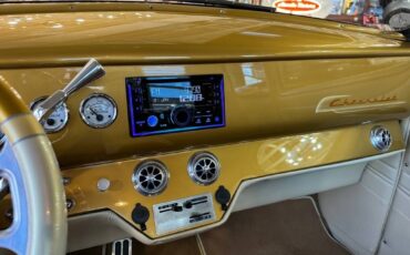 Chevrolet-3100-5-window-custom-p-1954-yellow-15
