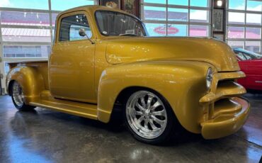 Chevrolet-3100-5-window-custom-p-1954-yellow-3