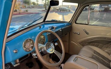 Chevrolet-3100-restomod-pickup-1950-blue-10