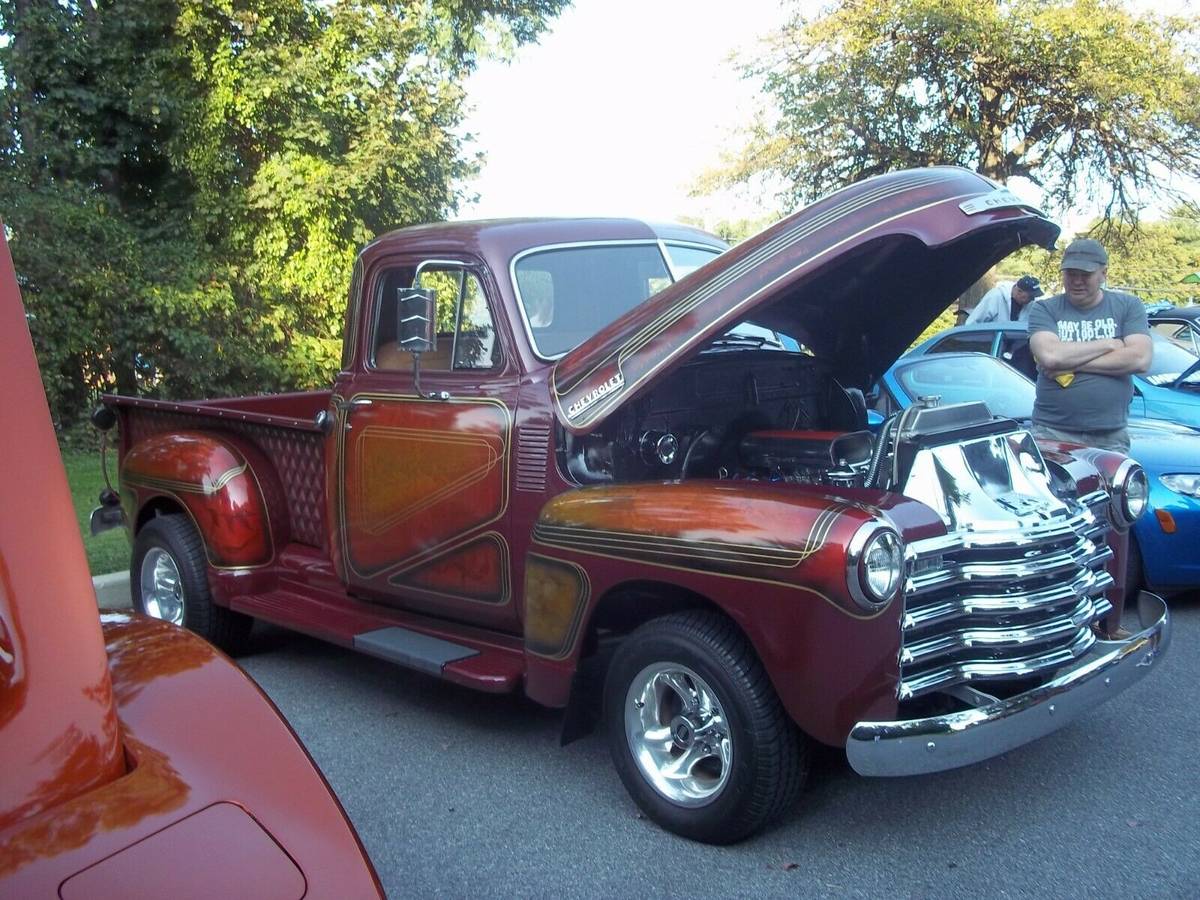 Chevrolet-3100-truck-1952-custom-1