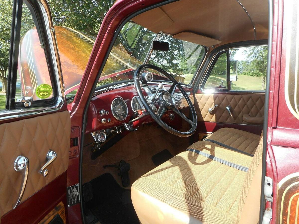 Chevrolet-3100-truck-1952-custom-6