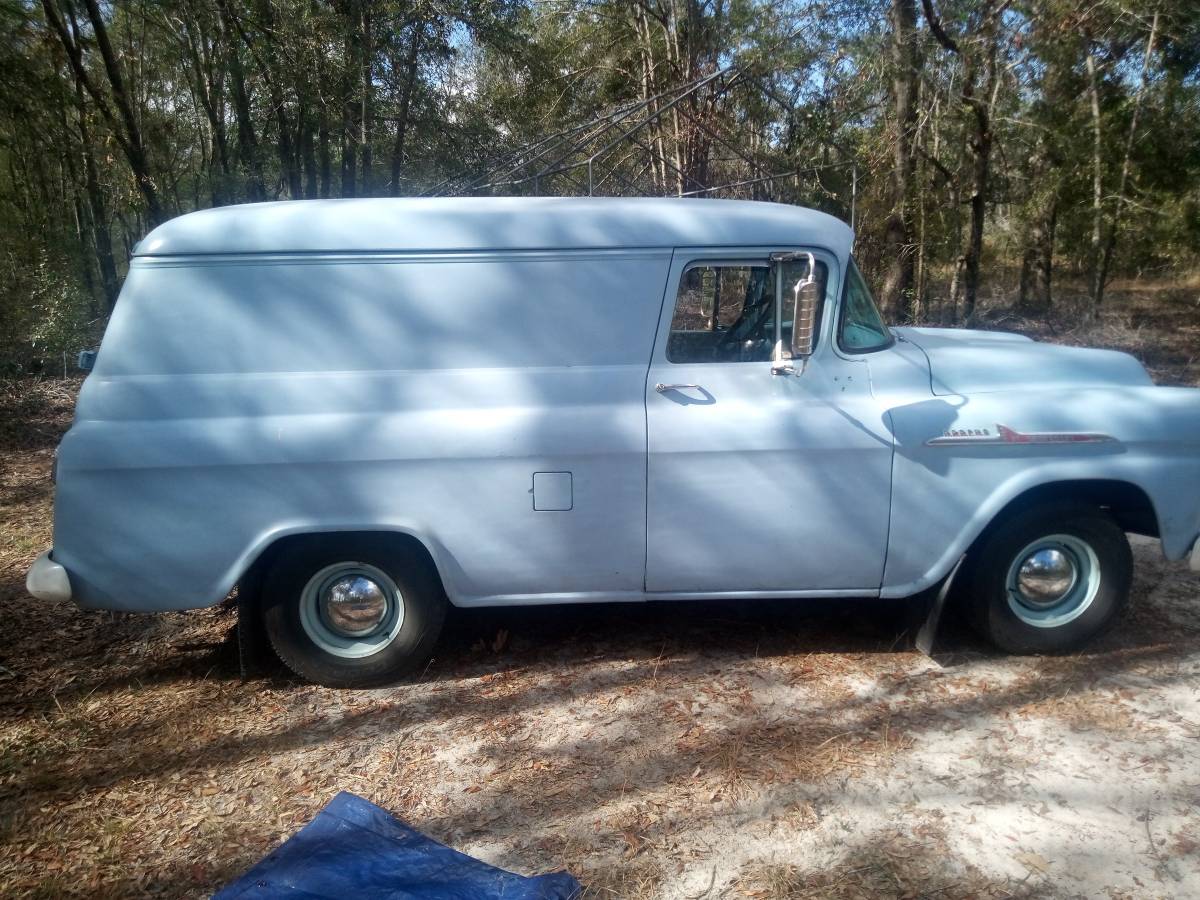 Chevrolet-3100-truck-1958-blue