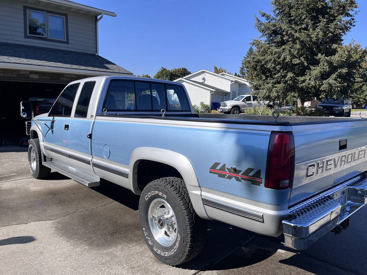 Chevrolet-3500-1989-blue-1