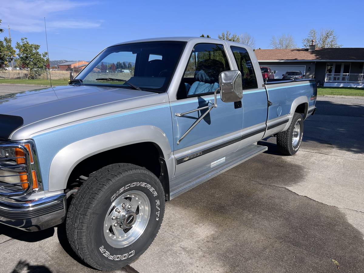 Chevrolet 3500  1989 blue