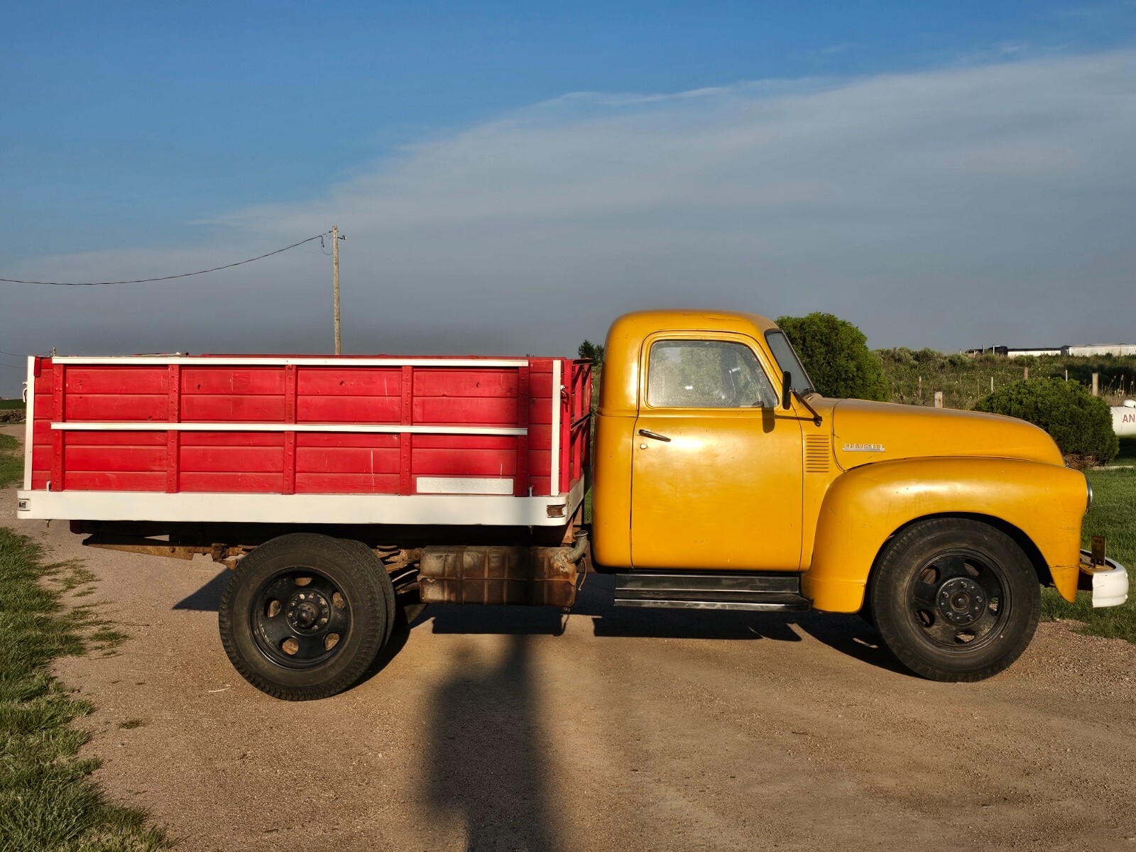 Chevrolet-4100-1948-STAKE-BED-FARM-TRUCK-2