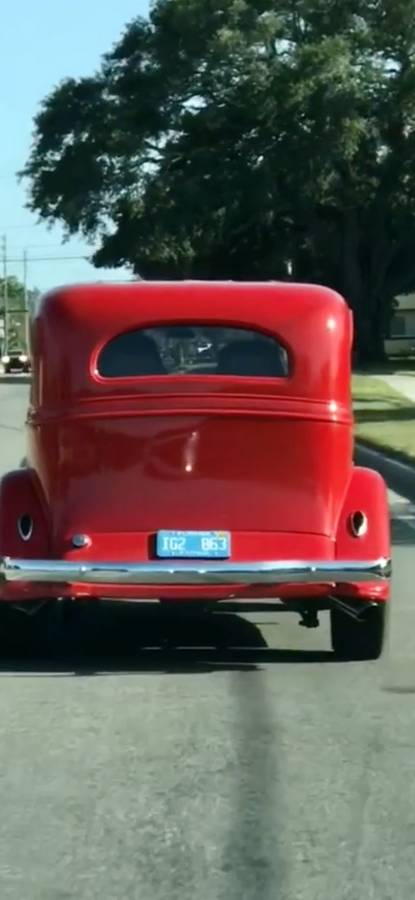 Chevrolet-Antique-1933-red-1