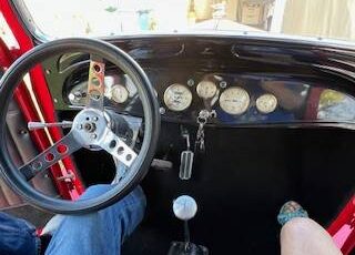 Chevrolet-Antique-1933-red-7