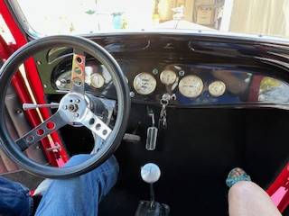 Chevrolet-Antique-1933-red-7