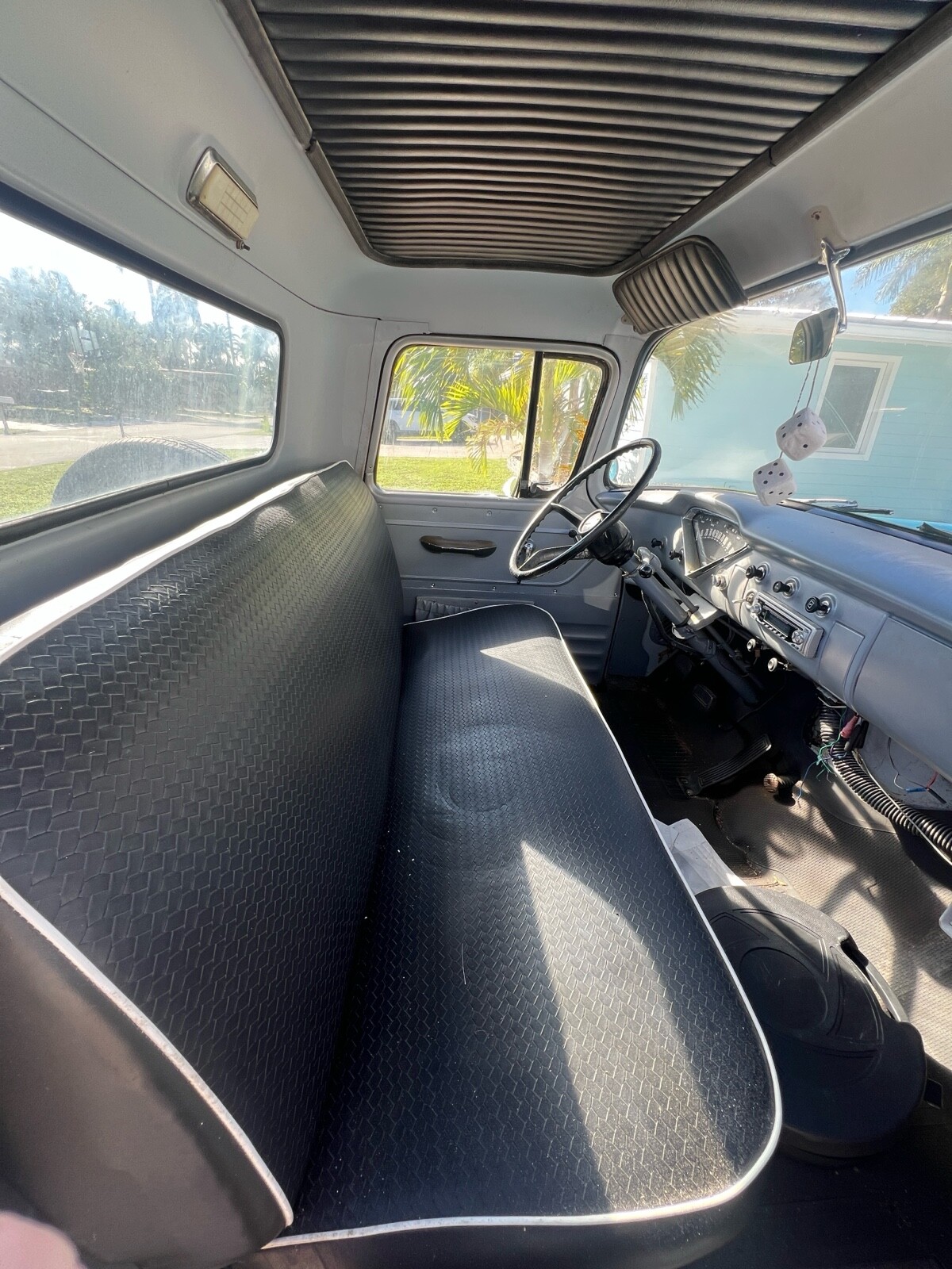 Chevrolet-Apache-1958-10