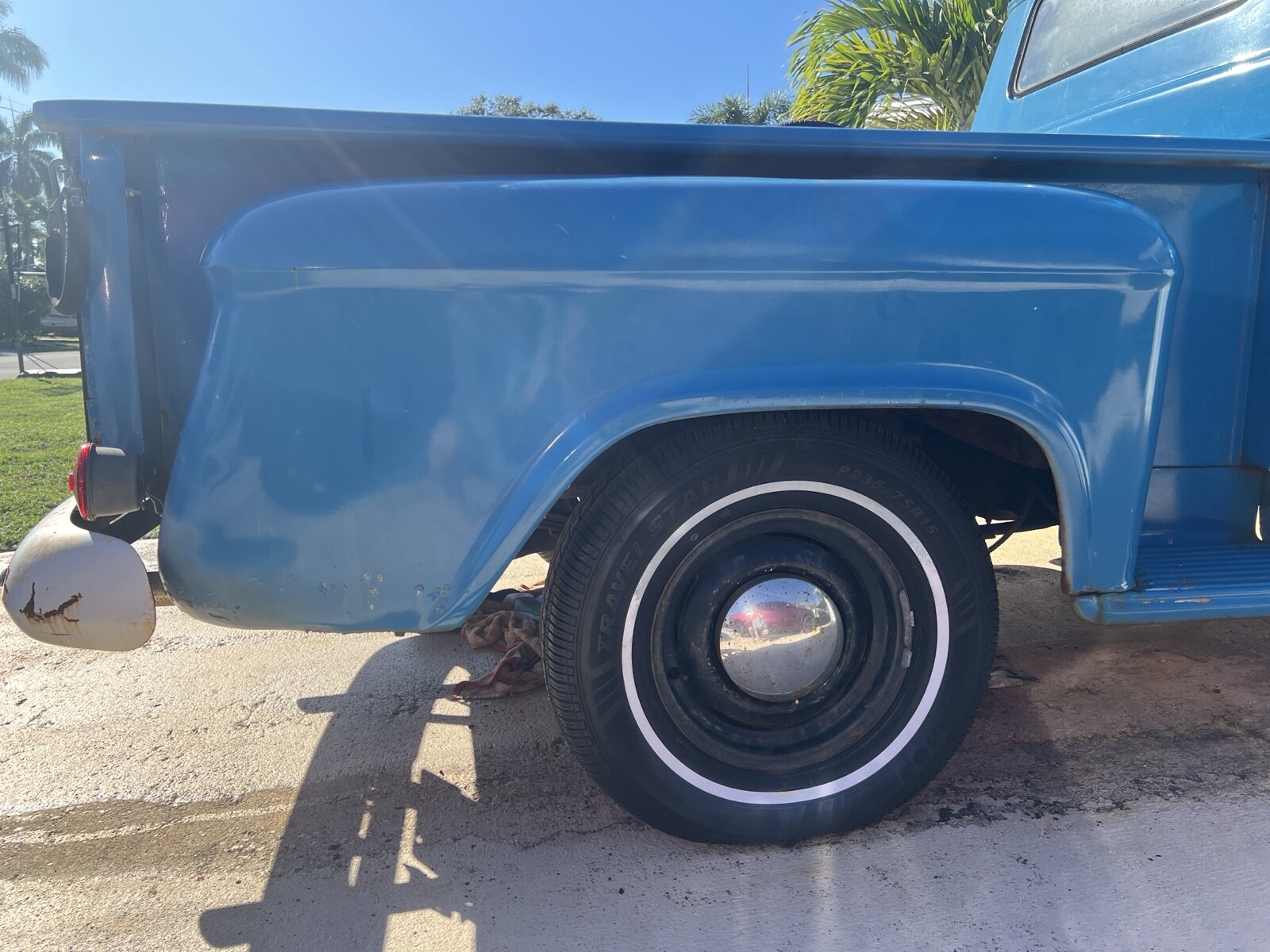 Chevrolet-Apache-1958-3