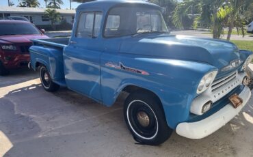 Chevrolet-Apache-1958
