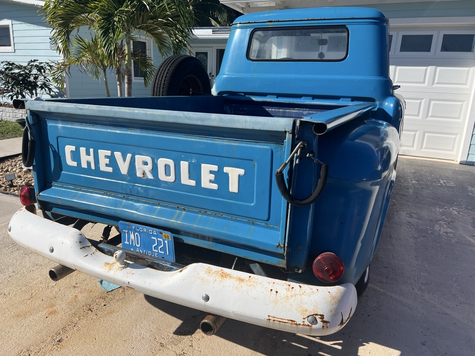 Chevrolet-Apache-1958-4