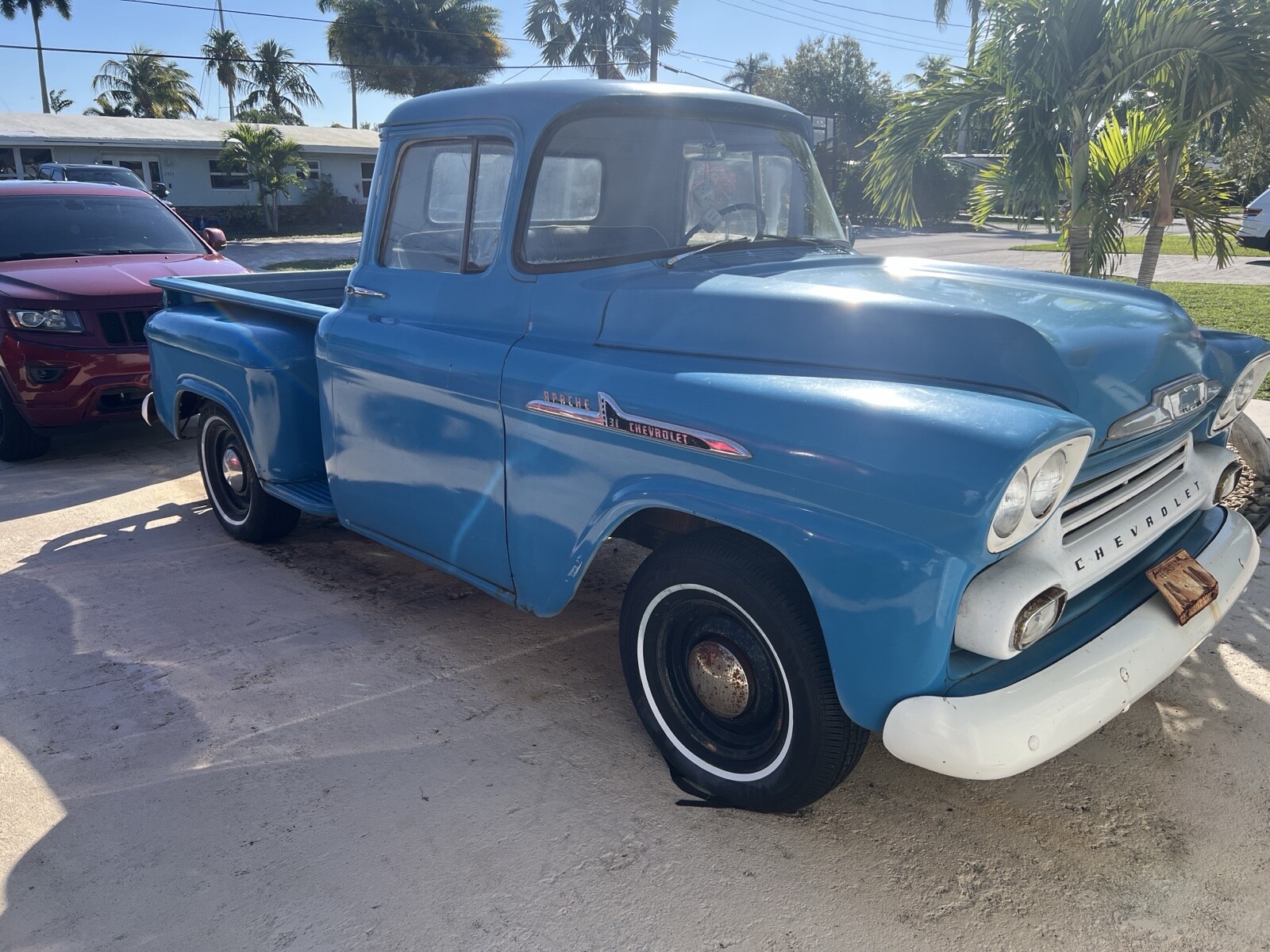 Chevrolet-Apache-1958