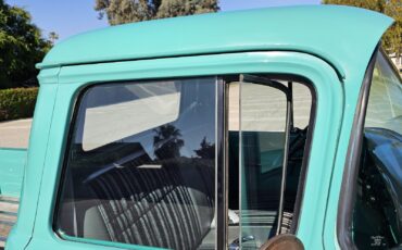 Chevrolet-Apache-1959-12