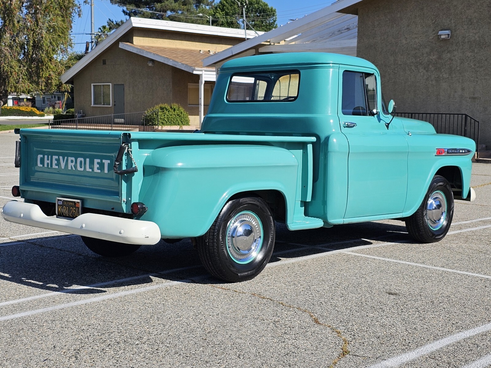 Chevrolet-Apache-1959-3