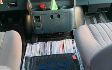 Chevrolet-Astro-cargo-van-1994-white-14