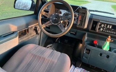 Chevrolet-Astro-cargo-van-1994-white-15