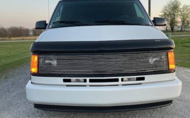 Chevrolet-Astro-cargo-van-1994-white-23