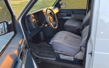 Chevrolet-Astro-cargo-van-1994-white-6