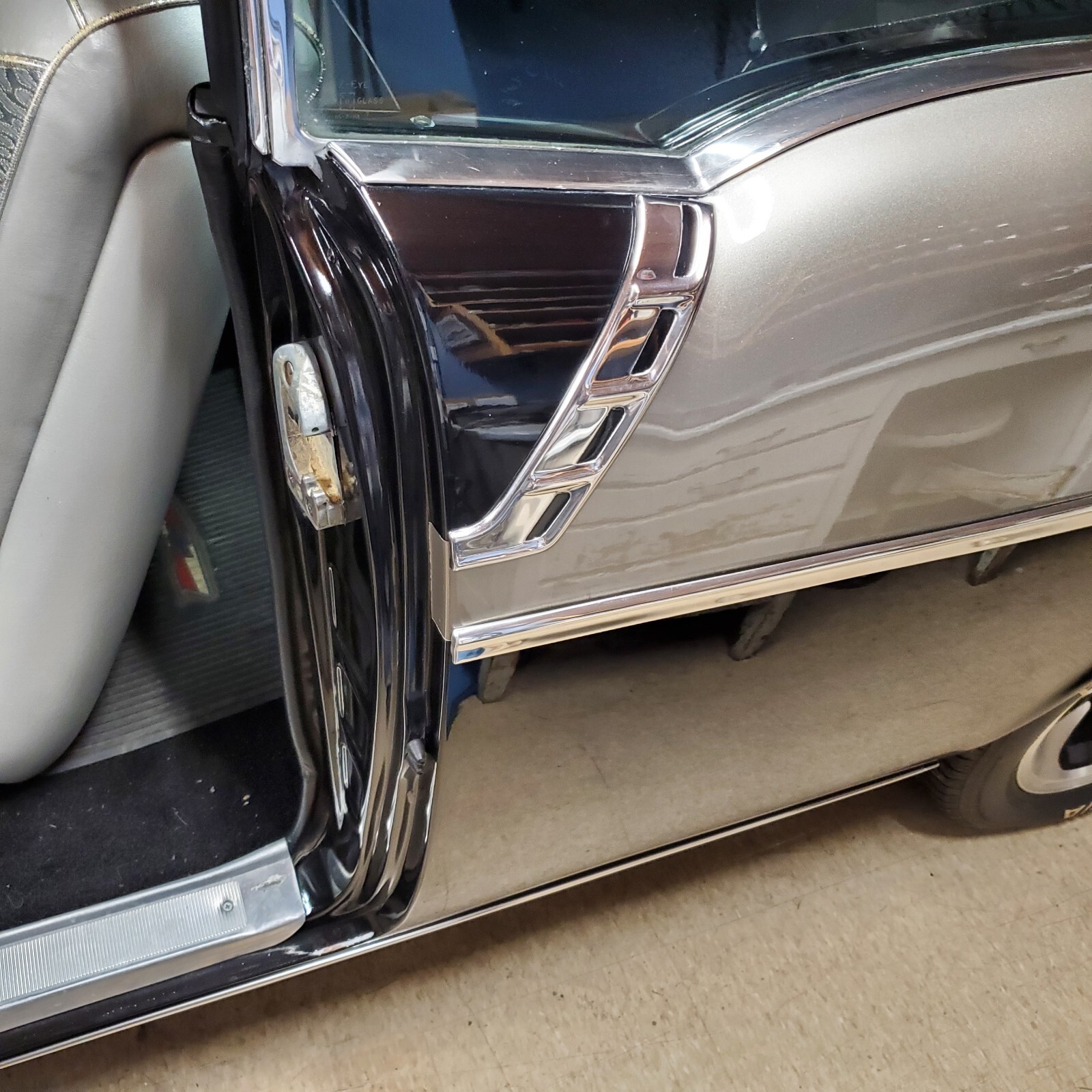 Chevrolet-Bel-Air-1956-two-door-hardtop-33