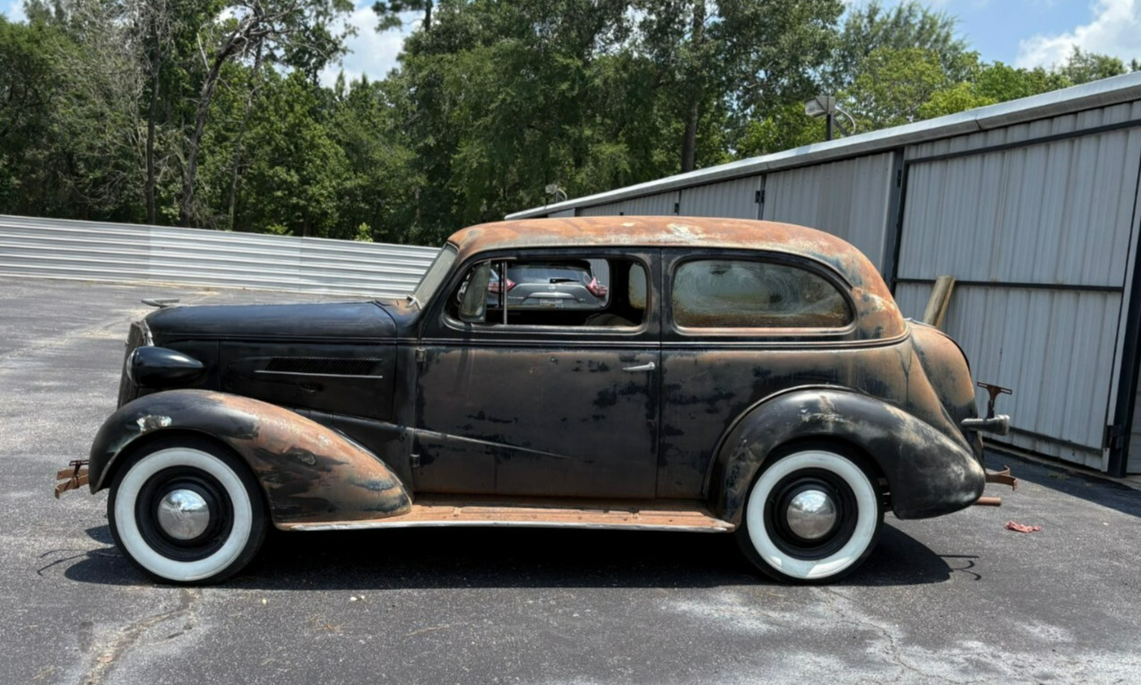 Chevrolet-Bel-Air150210-1937-Sedan-1