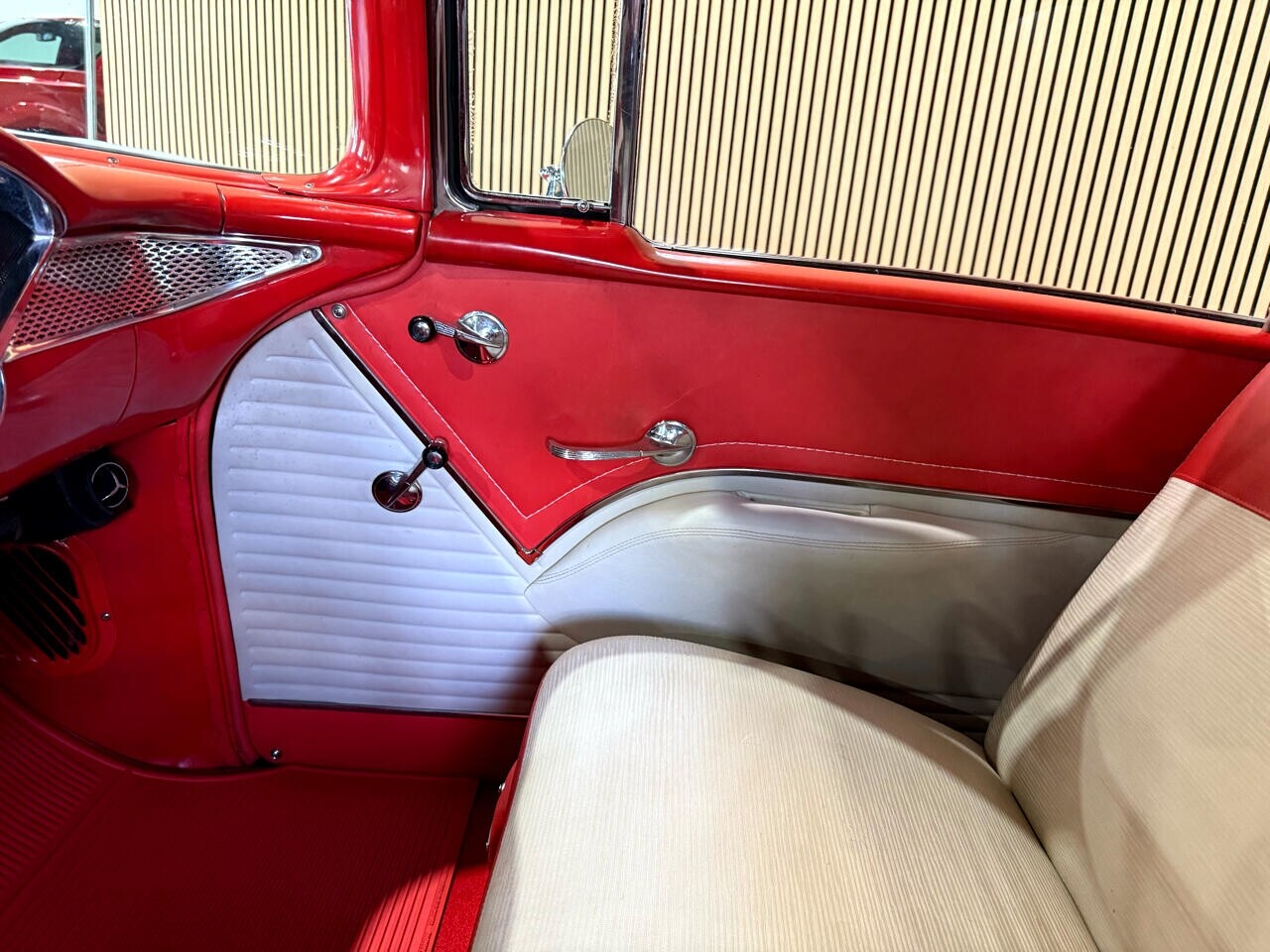 Chevrolet-Bel-Air150210-1955-Classic-Car-35