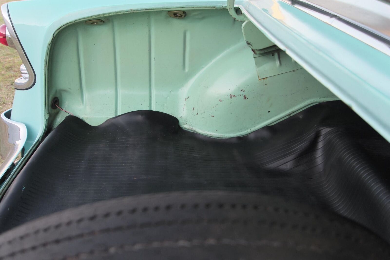 Chevrolet-Bel-Air150210-1956-2-Door-27