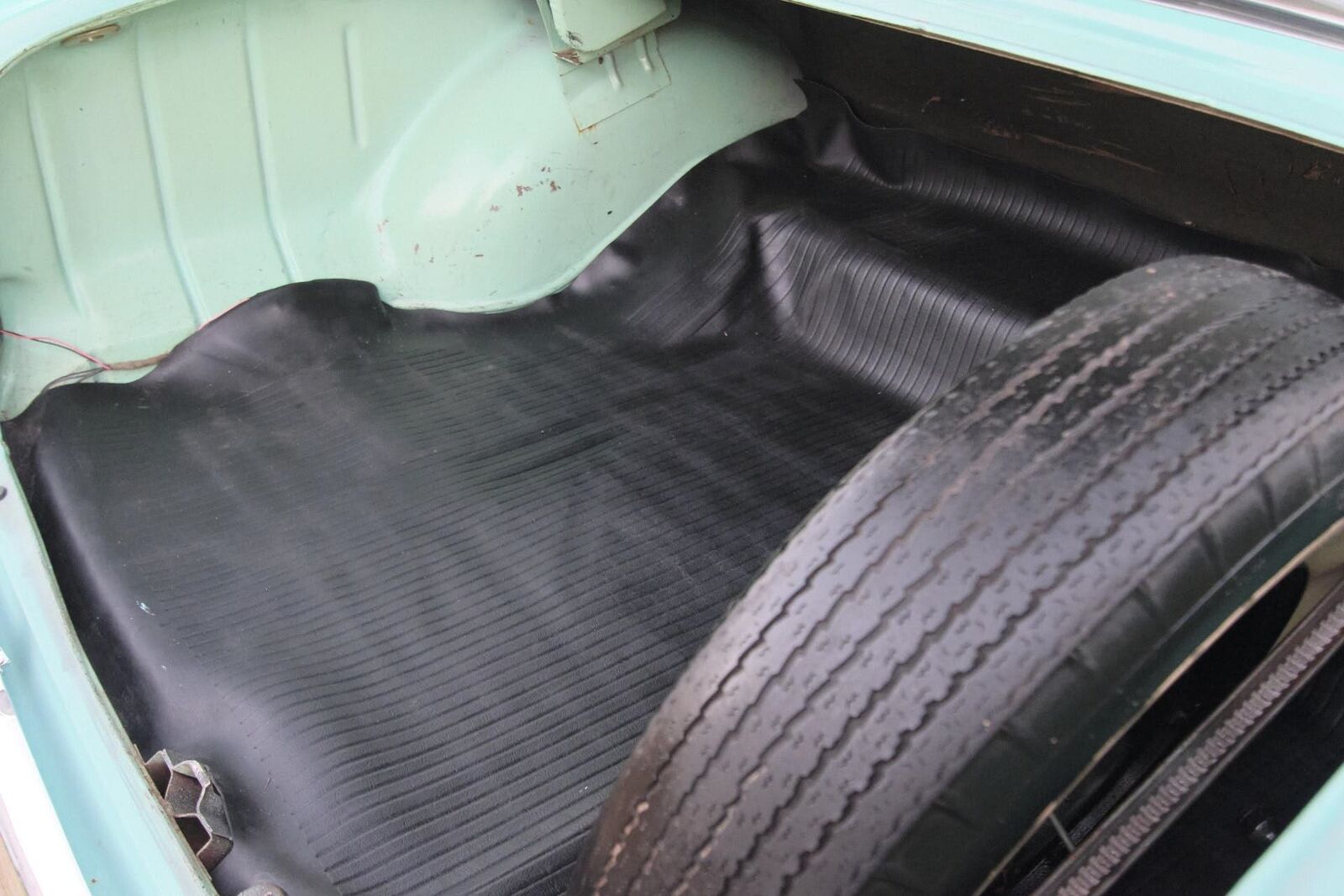 Chevrolet-Bel-Air150210-1956-2-Door-31