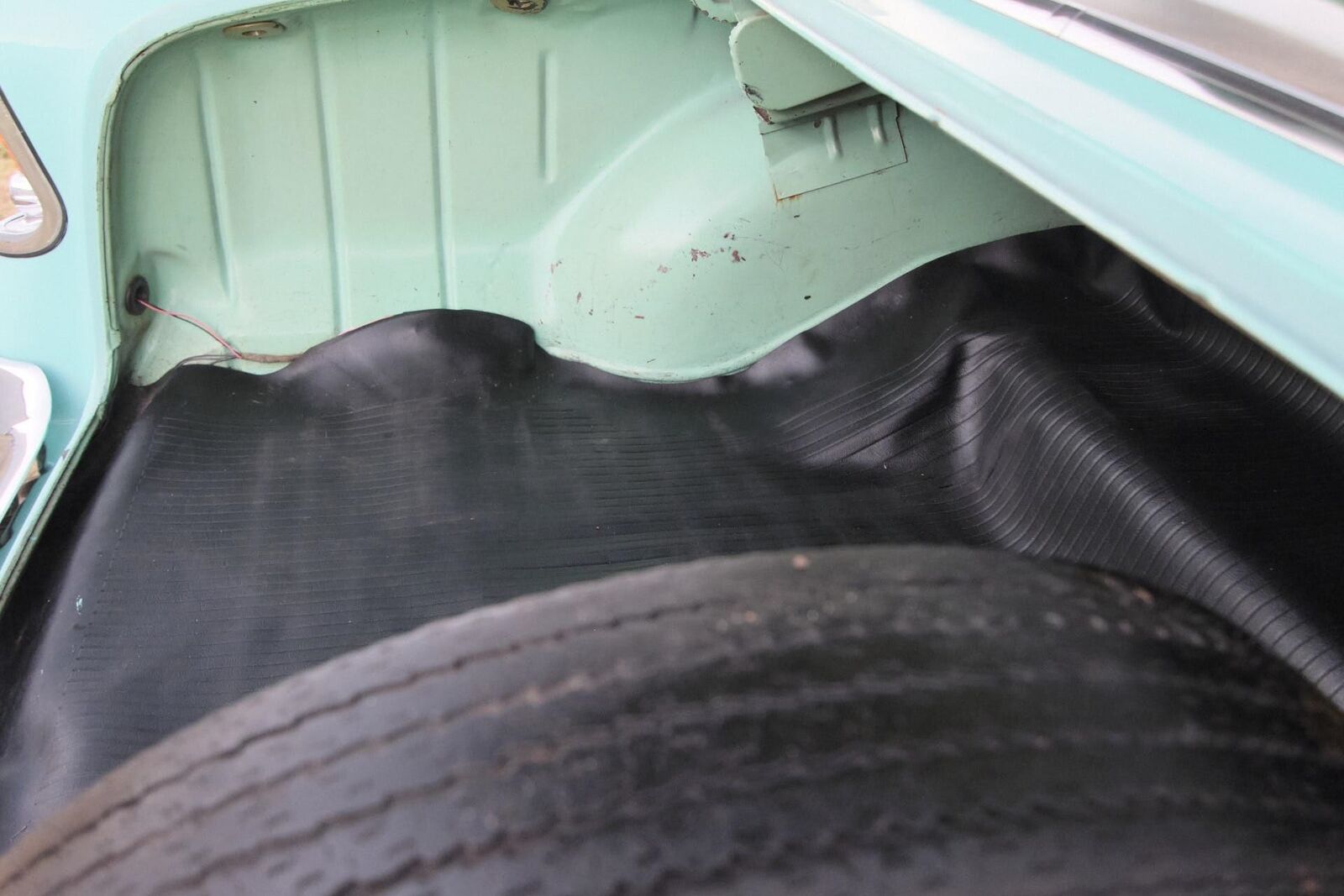 Chevrolet-Bel-Air150210-1956-2-Door-32