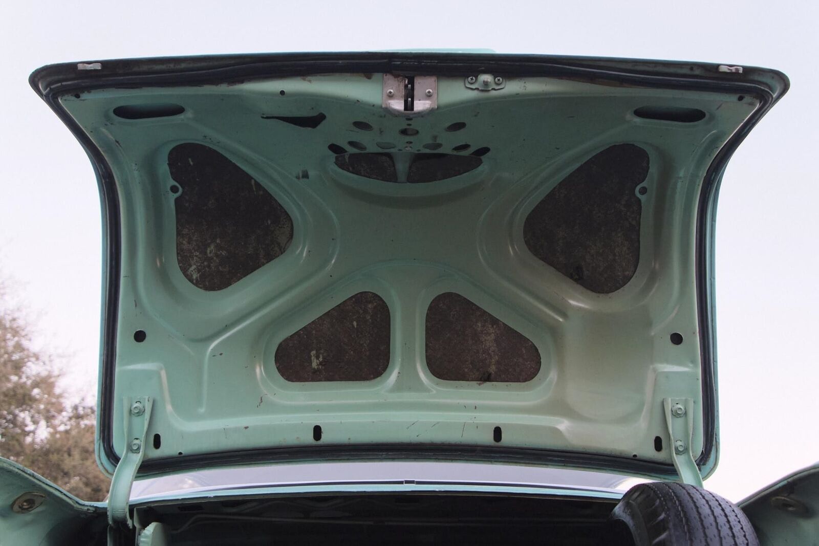 Chevrolet-Bel-Air150210-1956-2-Door-34