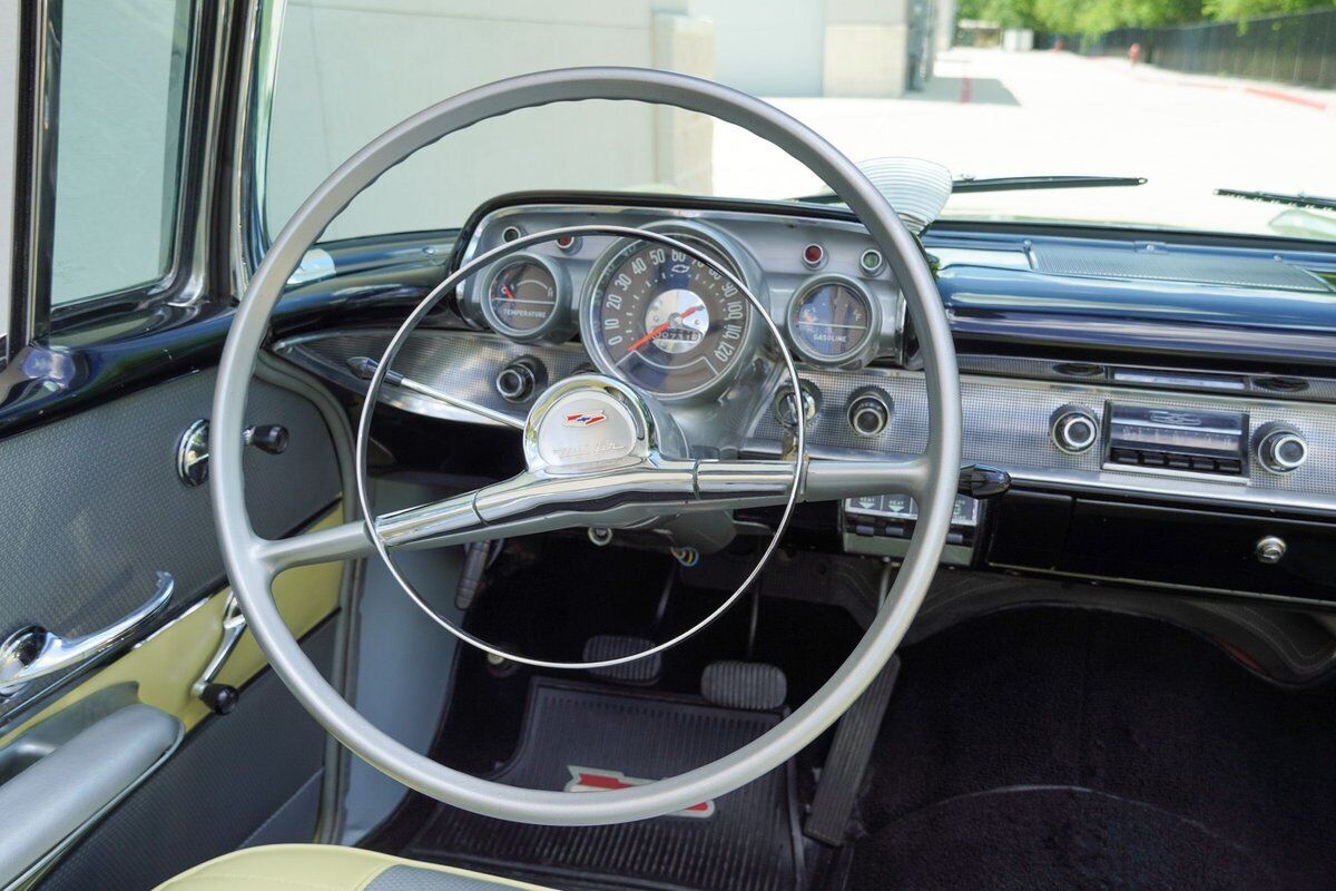 Chevrolet-Bel-Air150210-1957-37