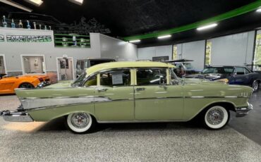 Chevrolet-Bel-Air150210-1957-4-Door-Sedan-1