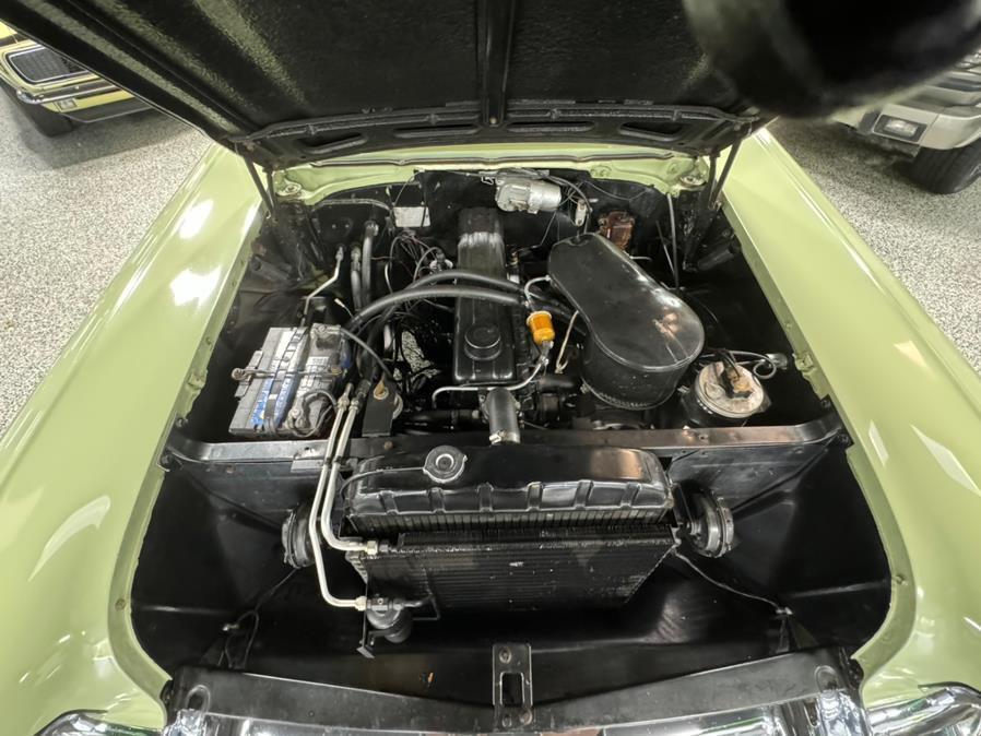 Chevrolet-Bel-Air150210-1957-4-Door-Sedan-14