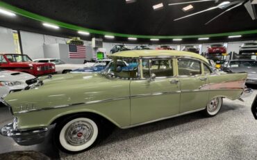 Chevrolet-Bel-Air150210-1957-4-Door-Sedan-6