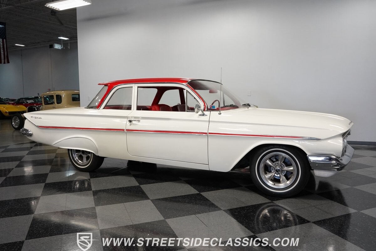 Chevrolet-Bel-Air150210-1961-Sedan-16