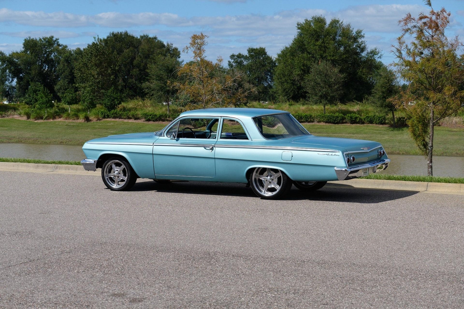 Chevrolet-Bel-Air150210-1962-2-Door-23