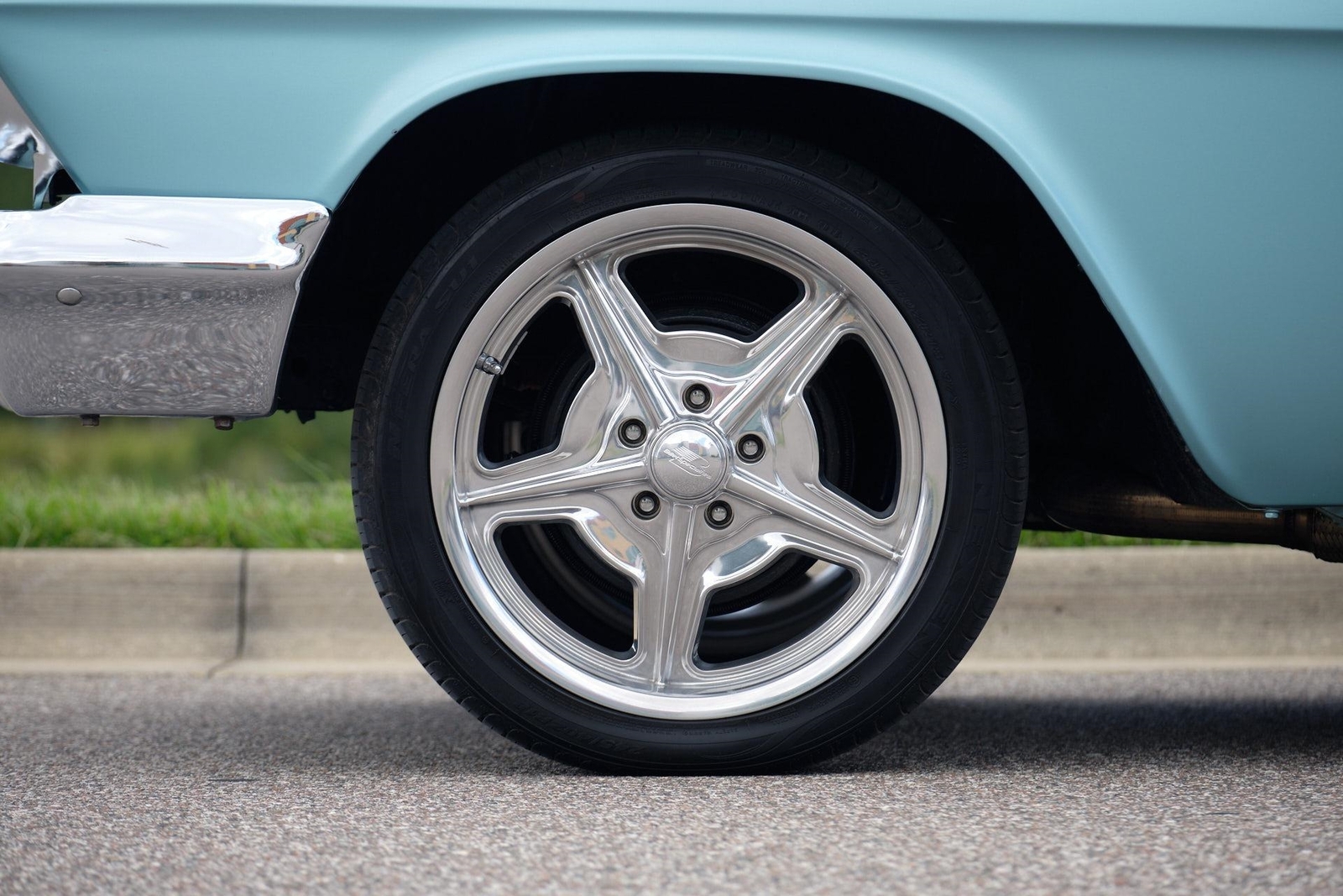 Chevrolet-Bel-Air150210-1962-2-Door-35