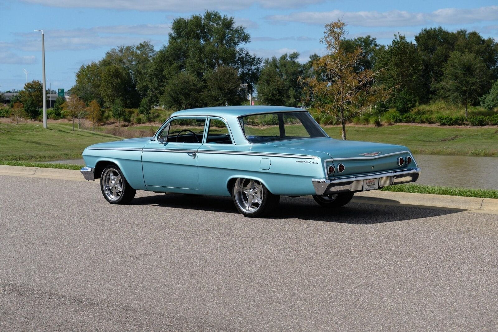Chevrolet-Bel-Air150210-1962-2-Door-4