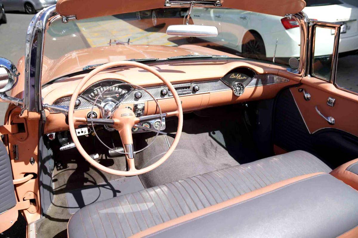 Chevrolet-Bel-air-1955-17