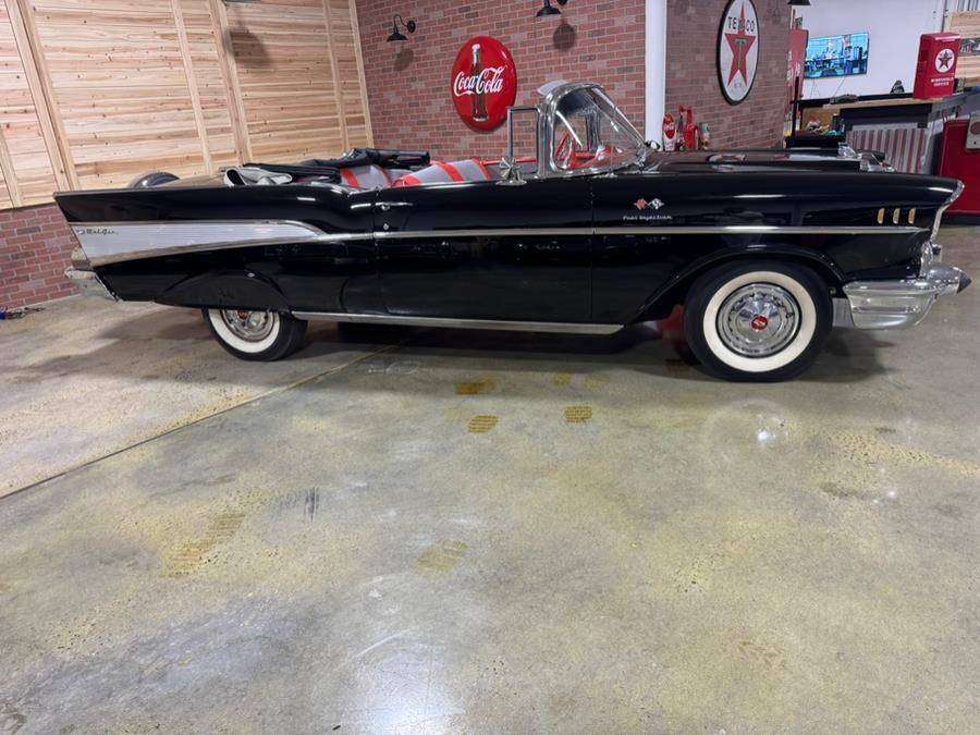 Chevrolet-Bel-air-1957-black-20