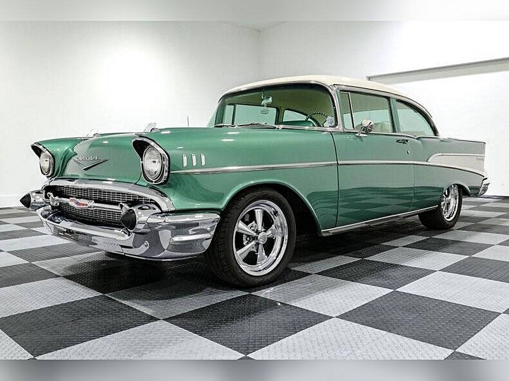 Chevrolet-Bel-air-1957-custom-2