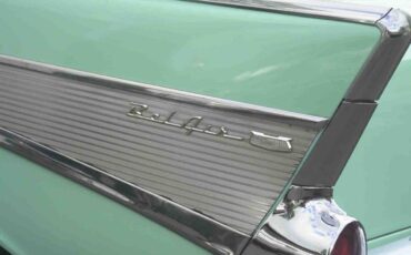Chevrolet-Bel-air-1957-green-10