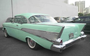 Chevrolet-Bel-air-1957-green-2