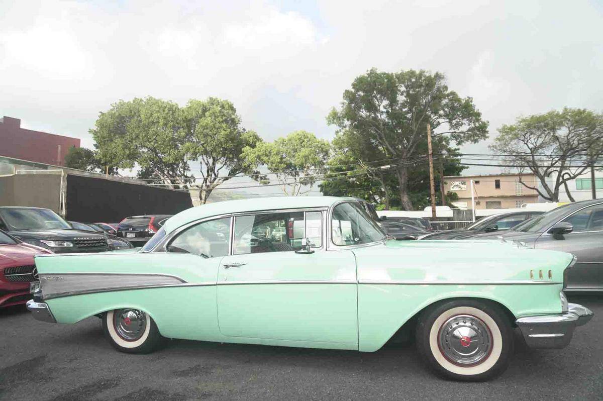 Chevrolet-Bel-air-1957-green-5
