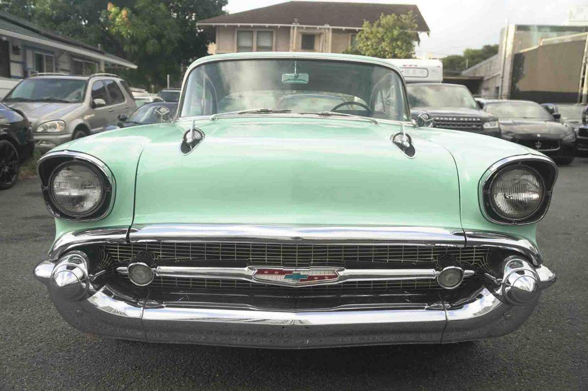 Chevrolet Bel air  1957 green