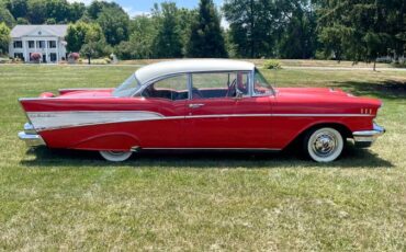 Chevrolet-Bel-air-1957-red-1