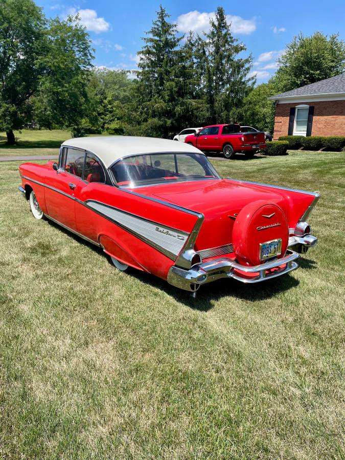 Chevrolet-Bel-air-1957-red-2
