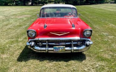 Chevrolet-Bel-air-1957-red